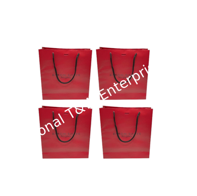 Un buon prezzo. Borse da shopping in carta leggere e personalizzate in linea